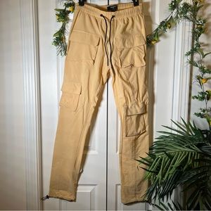 Forever 21 Men’s Cargo Lightweight Pants